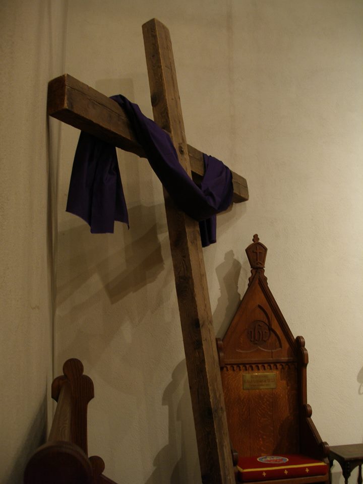 lent-cross